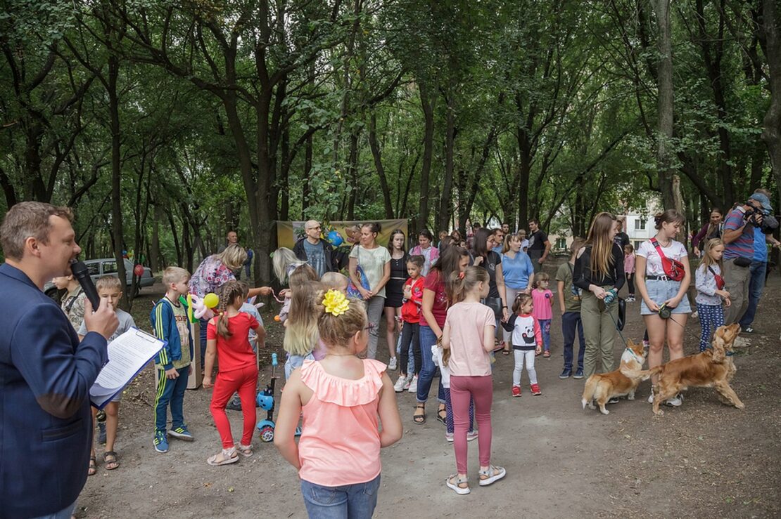 На Соколе появилась площадка для выгула собак. Новости Днепра