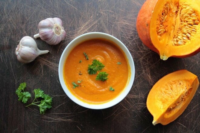 Тыквенный суп с базиликом: предельно просто, но безумно вкусно