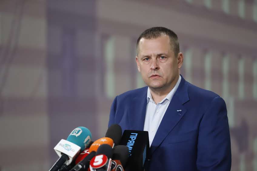 Штаб Бориса Филатова проводит параллельный подсчет голосов: результаты