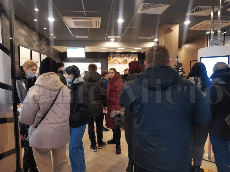 В Днепре на ж/м открыли McDonald’s – новости Днепра