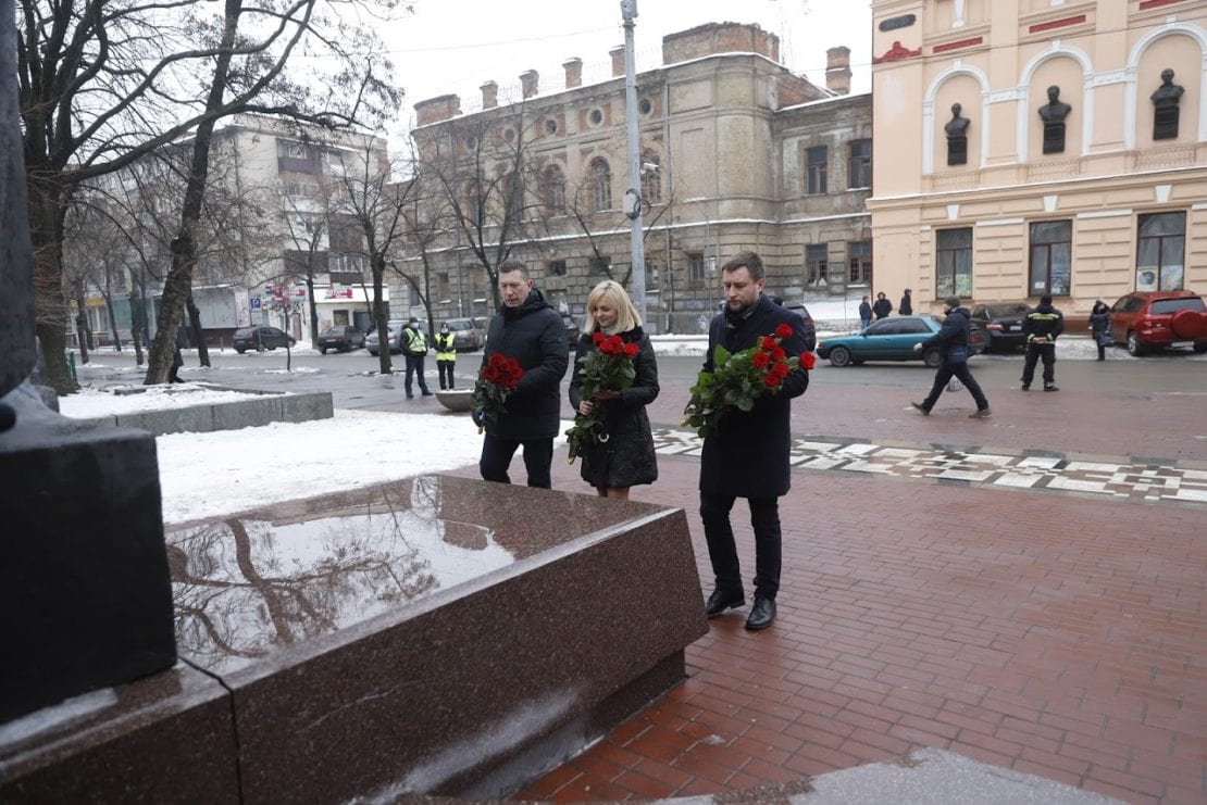 В Днепре отмечают 102-ю годовщину Дня Соборности Украины (Фото)