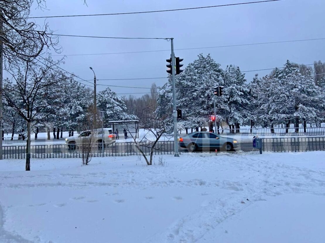 Как в Днепре борются с последствием непогоды (Фоторепортаж)