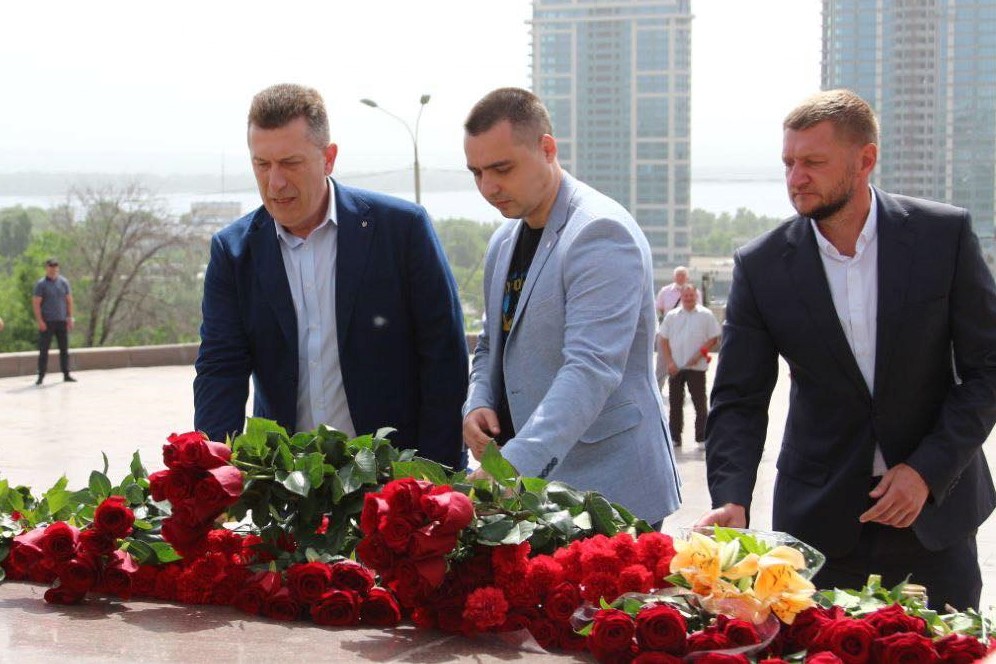 В Днепре отметили День скорби и чествования памяти жертв войны в Украине