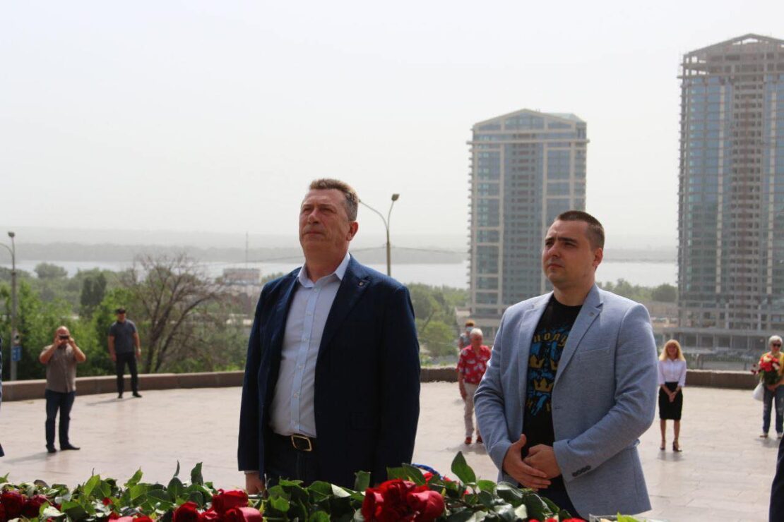 В Днепре отметили День скорби и чествования памяти жертв войны в Украине