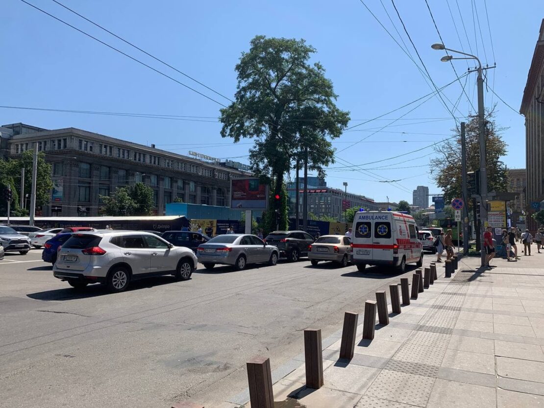 Авария на водоводе на пр. Яворницкого, 50 - новости Днепра