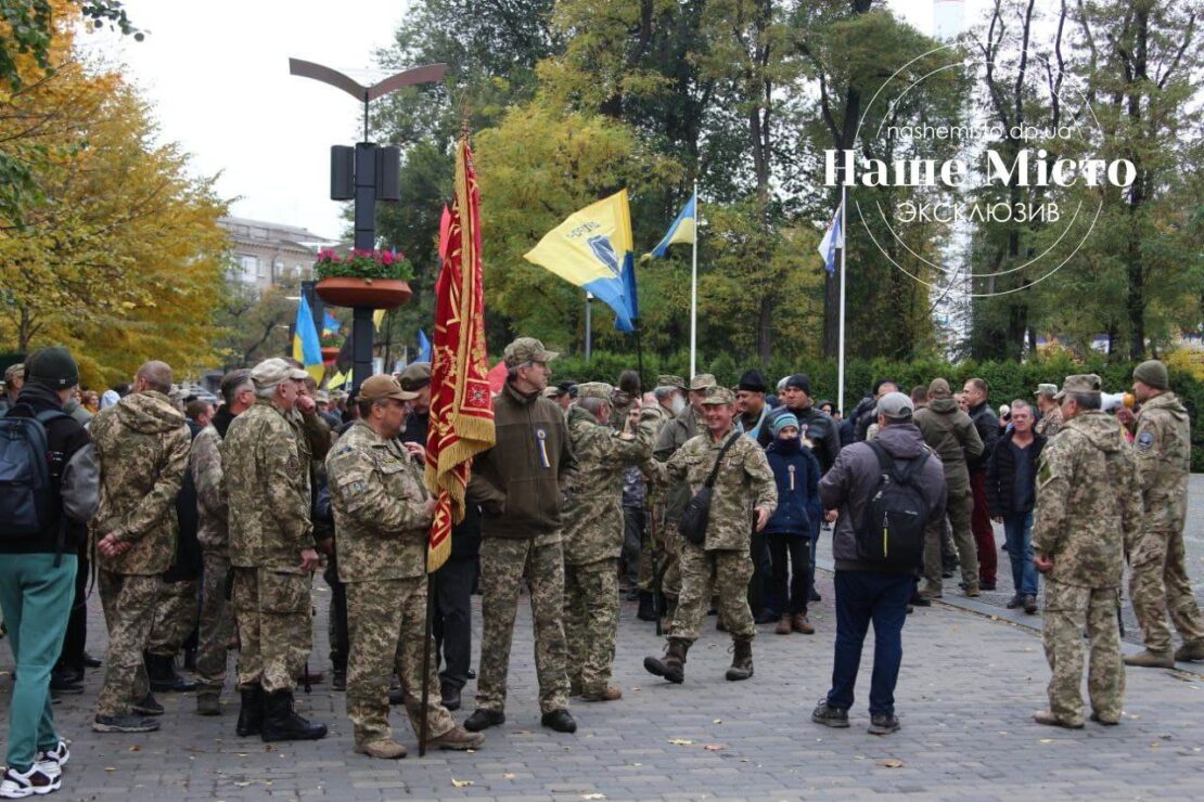 В Днепре прошел Марш защитников и защитниц Украины (фото)