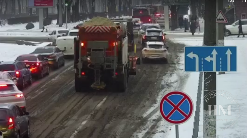 Просят не парковать машины на обочинах - новости Днепра