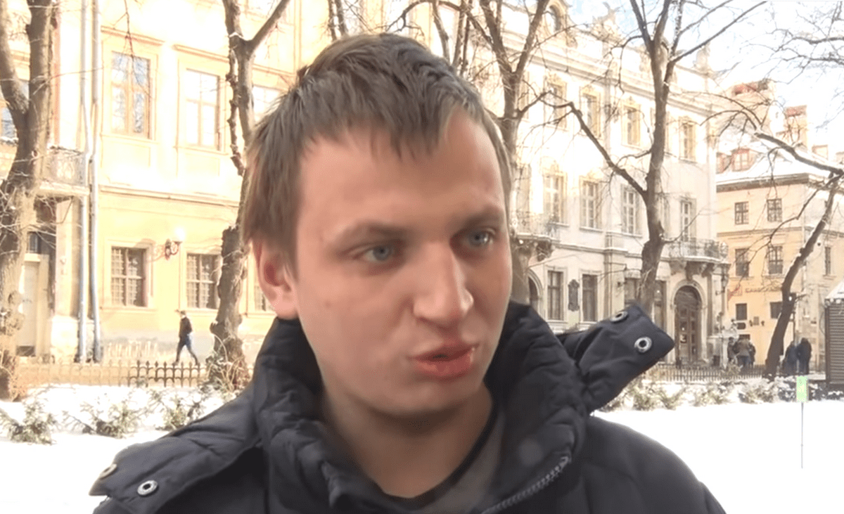 В Сумах парень привился от коронавируса 27 раз (Видео)