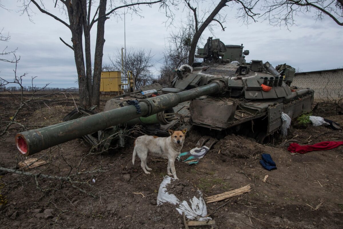 «Музей» под открытым небом: днепровская бригада показала колонну разбитой русской техники