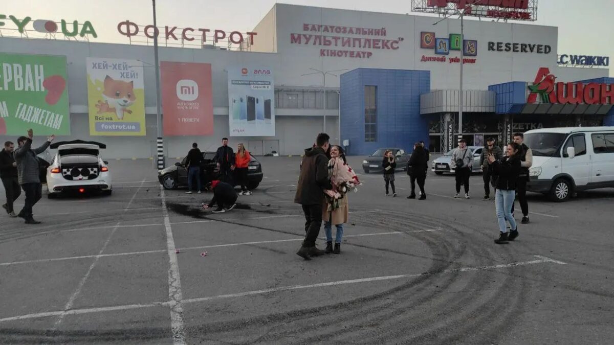 Нацгвардеец сделал предложение любимой - новости Днепра