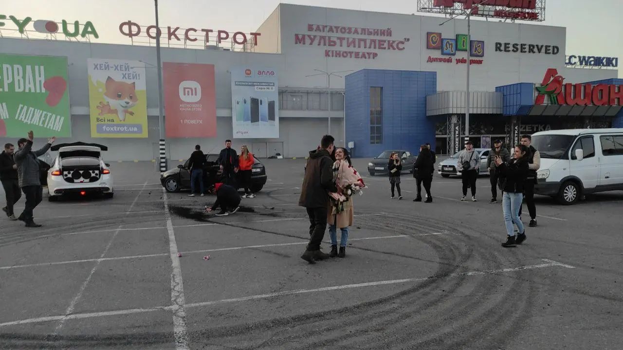 Нацгвардеец сделал предложение любимой - новости Днепра