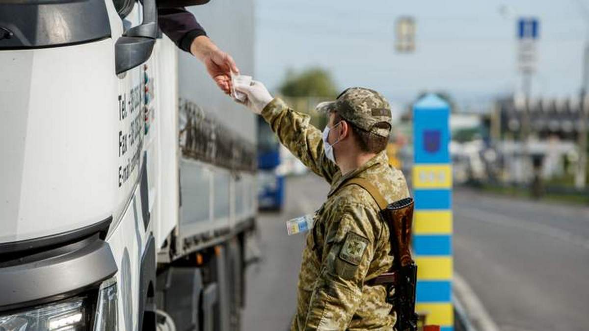 Выезд дальнобойщиков за границу - Наше Мисто