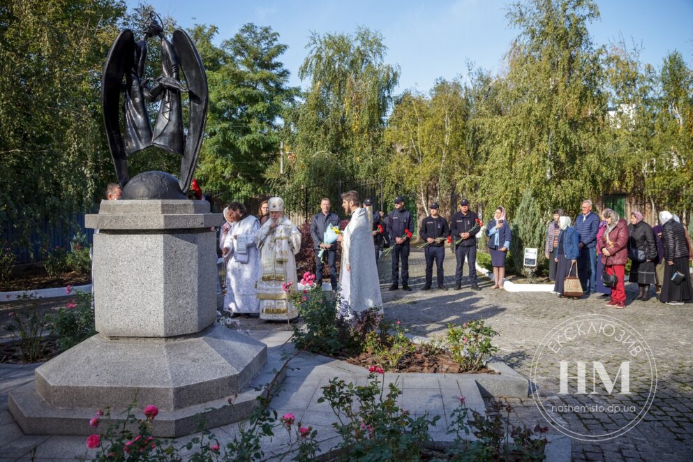 Новини Дніпра: У Дніпрі вшанували пам'ять жертв трагедії на Мандриківській