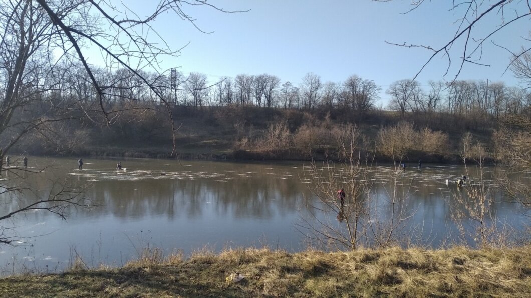 Новини Дніпра: На тонкий лід виходять і дорослі, і діти - Наше Місто