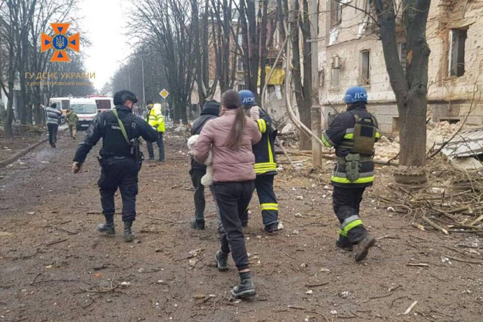 Новини Дніпра: Що відбувається на місці ракетної атаки у Кривому Розі