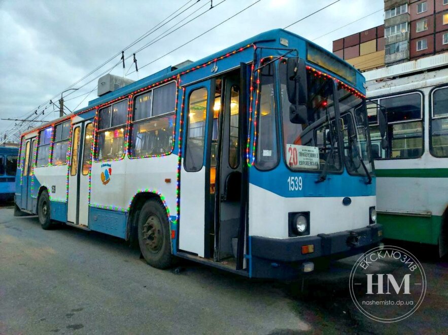 Відключення світла у Дніпрі: як працює електротранспорт 3 січня