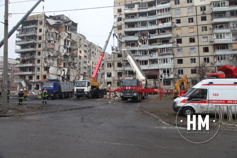 Ракетний удар по Дніпру: що відомо про стан постраждалих