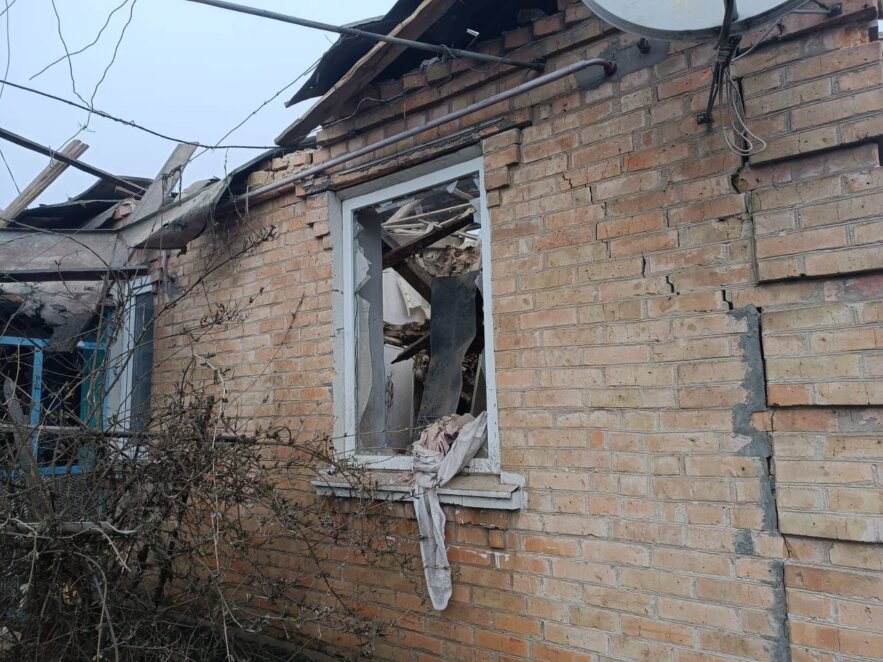 Повреждены дома и газопроводы: последствия сегодняшних обстрелов Никопольщины