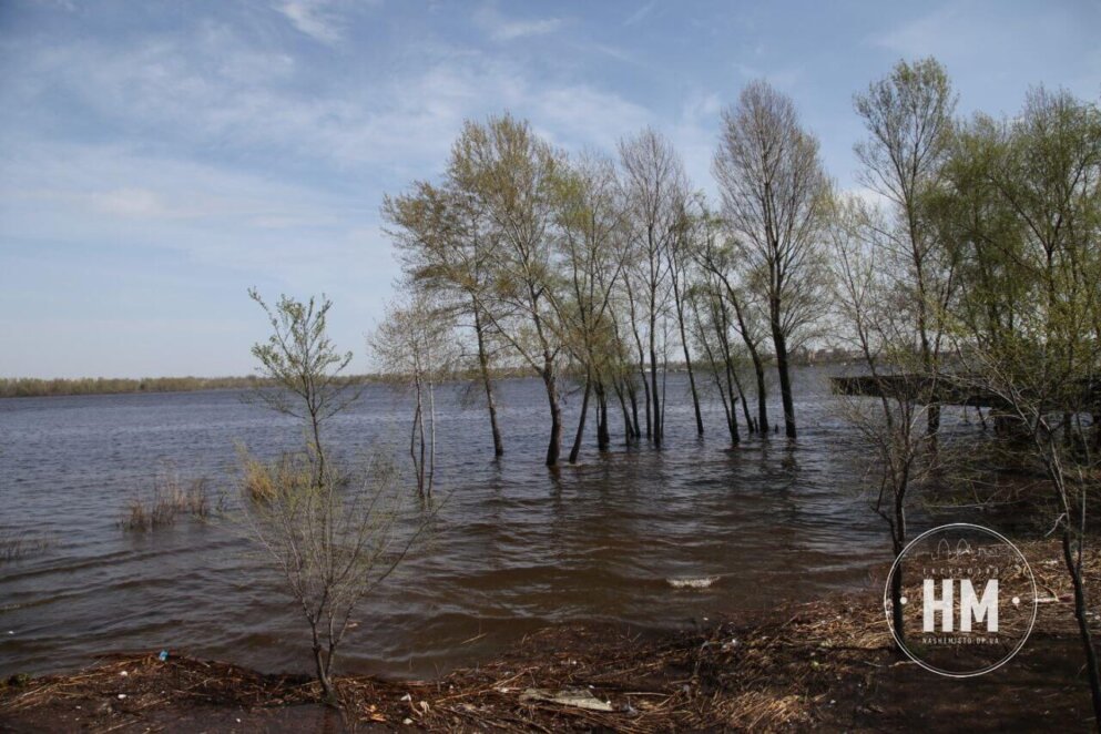 Пік паводку ще попереду: чи вплинуть нові дощі на підняття рівня води в Дніпрі