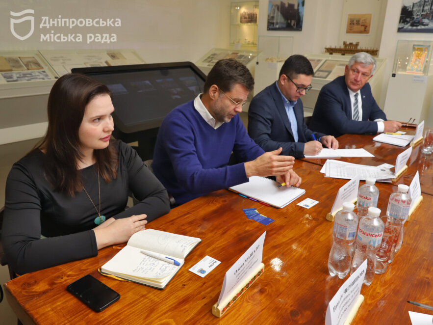 «Розуміємо навантаження на ваших плечах»: представник однієї з місій ЄС обговорив з Філатовим розширену співпрацю