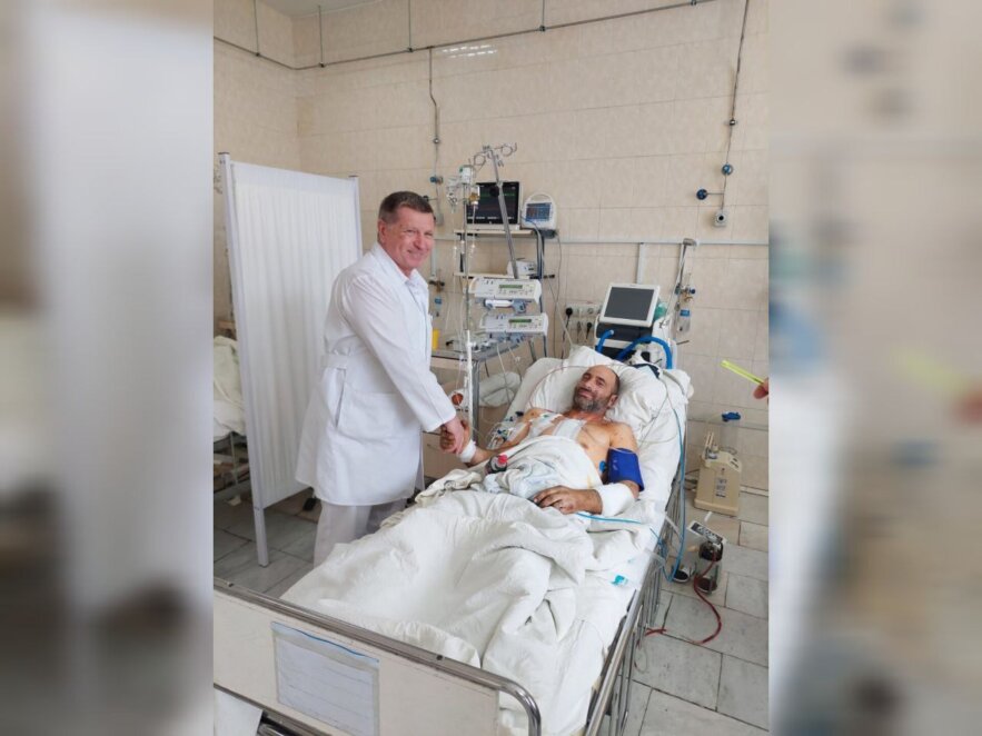 Уламок застряг у серці: у Дніпрі провели складну операцію та врятували військового