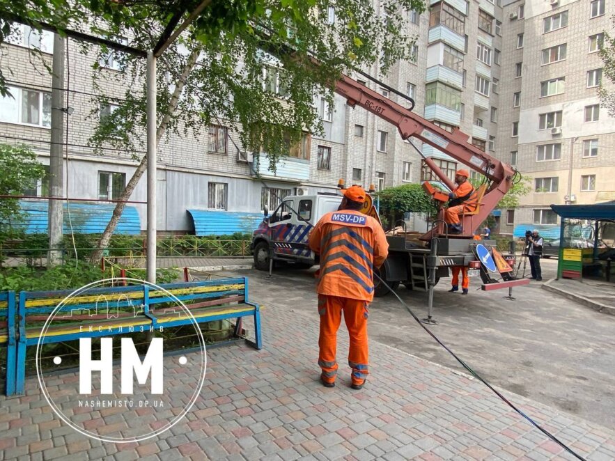 Світло та безпечно: у Дніпрі на Дарницькій встановлять нові ліхтарі