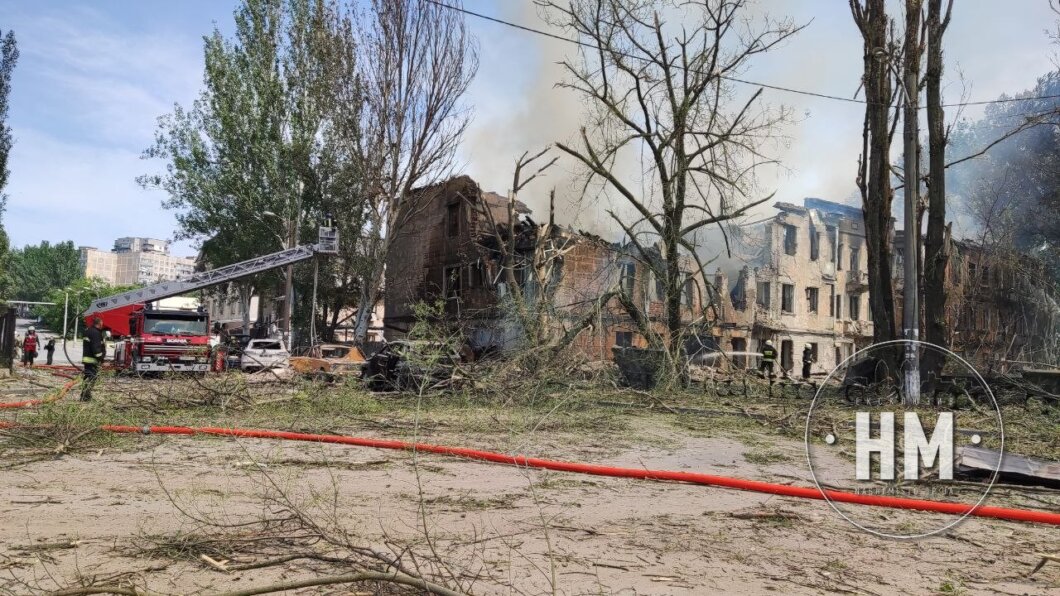 Ракетний удар по медзакладу в Дніпрі: історії місцевих жителів