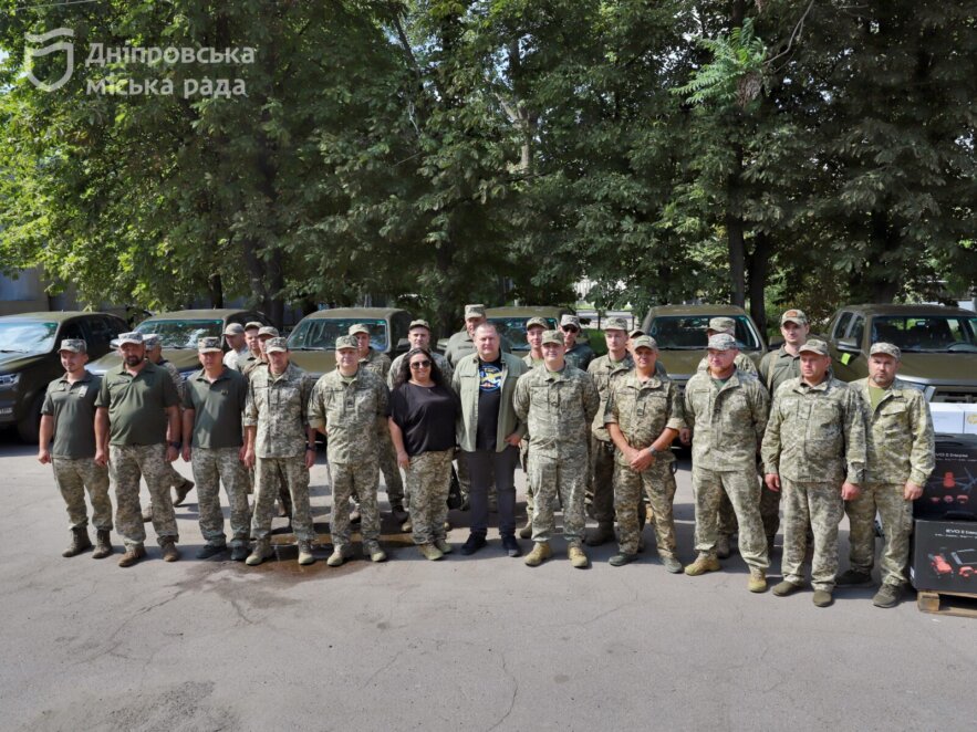 Новини Дніпра: Передали автівки та дрони