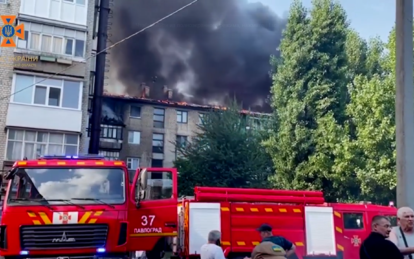 Вогнеборці ліквідували масштабну пожежу в багатоквартирному житловому будинку