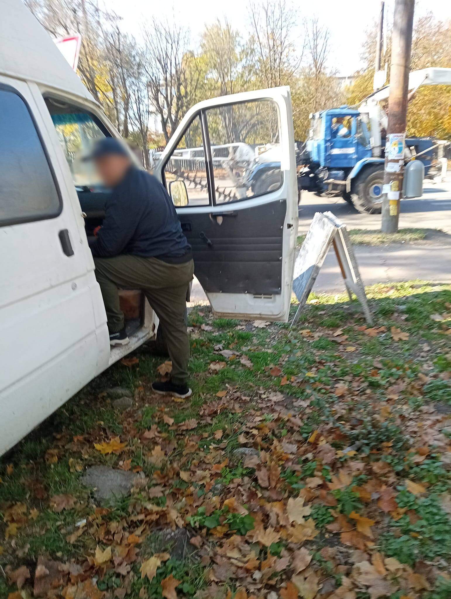 Новини Дніпра: На 12 Кварталі торгує шаурмою "рогатий монстр"