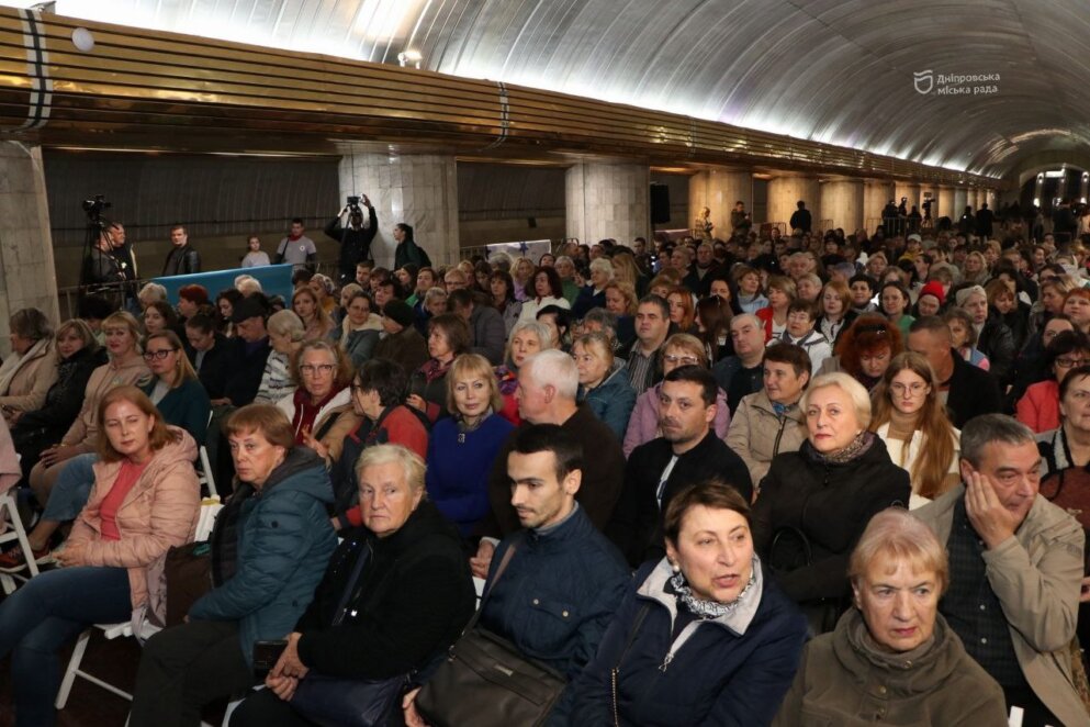 «Тому що прокинулась нація»: у Дніпрі пройшла творча зустріч з видатною українською акторкою Адою Роговцевою