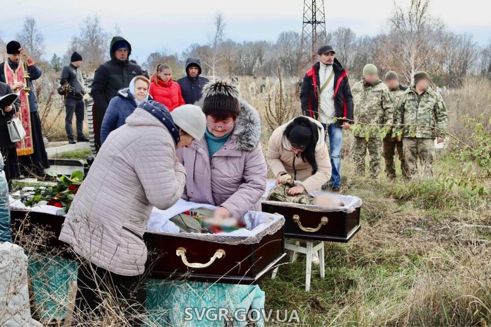 Сердце не выдержало: в Кировоградской области умерла мать военного, узнав о смерти сына