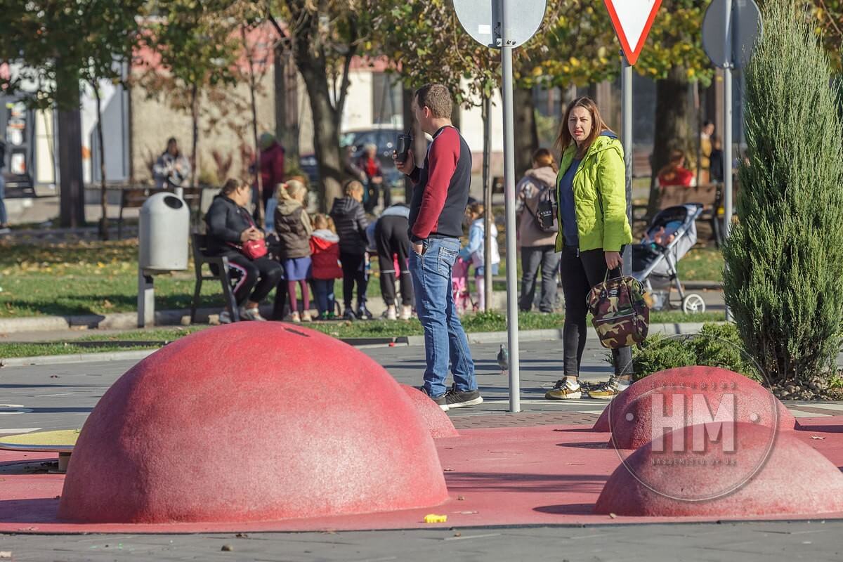 Новини Дніпра: Сквер Усачова фоторепортаж осінь-2023