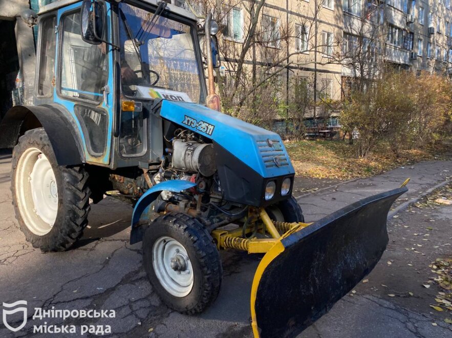 У Дніпрі є необхідна техніка та посипальні матеріали: 1 400 двірників на 100 % готові до зимового періоду