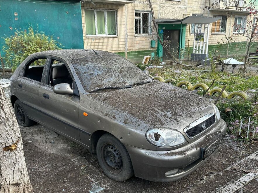 Ворог шість разів обстріляв Нікополь з важкої артилерії: є постраждалі