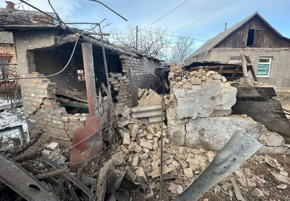 Ворог шість разів обстріляв Нікополь з важкої артилерії: є постраждалі