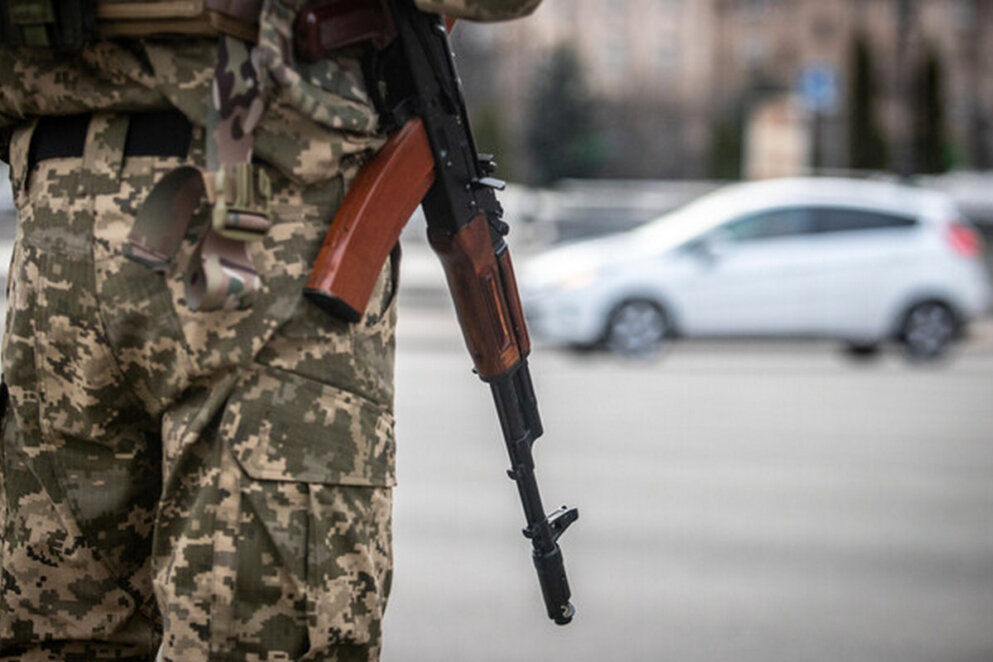 Перевірка документів та режим в'їзду і виїзду: на Дніпропетровщині посилили заходи воєнного стану