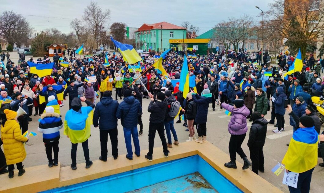 Вдома мене чекають діти, яких насильно вчать любити чужу батьківщину: історія вчительки з Генічеська