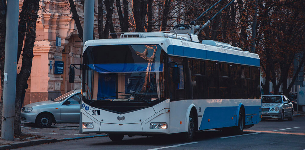 Зміни у маршруті: як у Дніпрі працює громадський транспорт 7 грудня