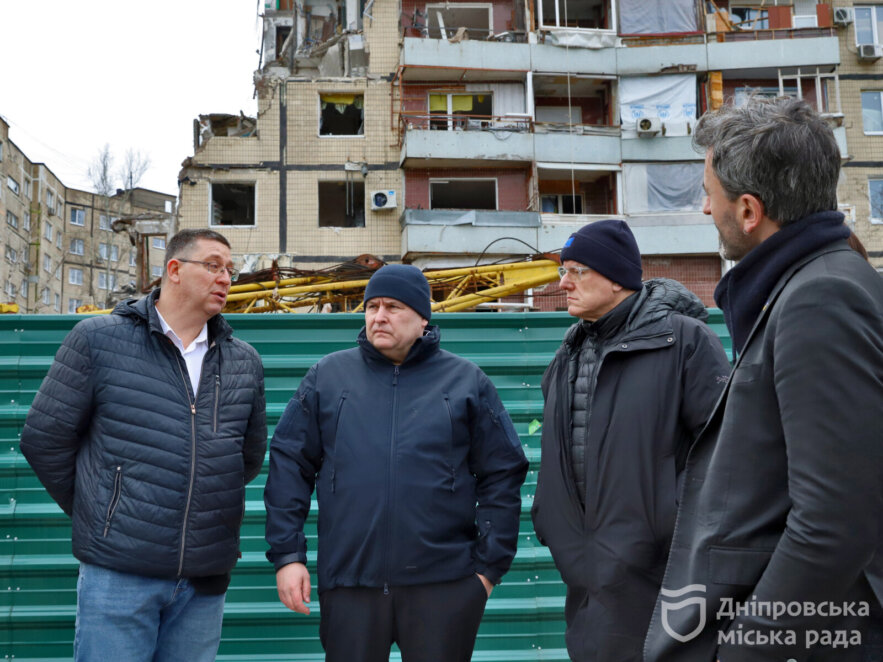 У Дніпрі директор Служби інструментів зовнішньої політики ЄС Петер Вагнер відвідав 118-й будинок на Перемозі